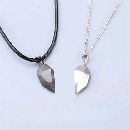 Magnet Couple Necklace – Heart Shape