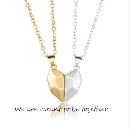 Magnet Couple Necklace – Heart Shape