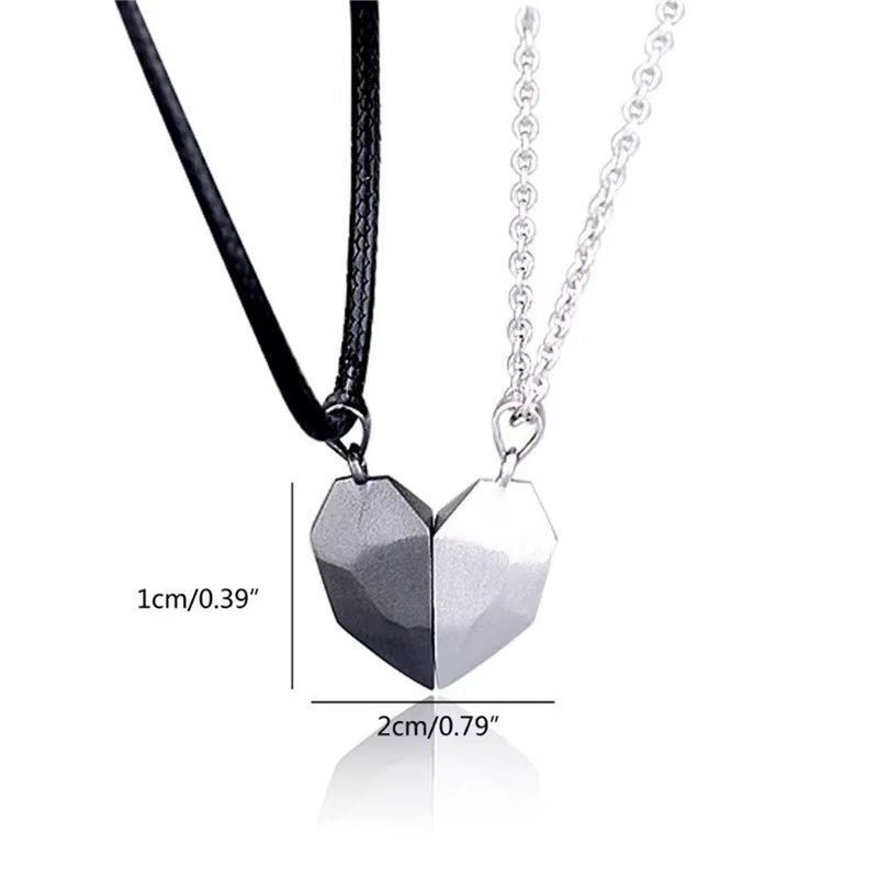 Magnet Couple Necklace – Heart Shape